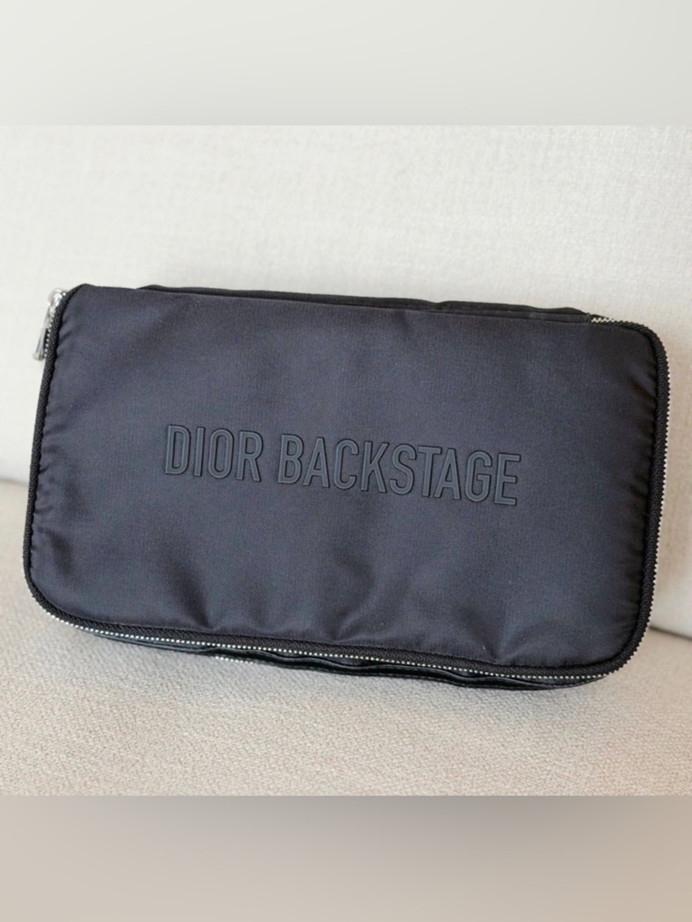 Dior Backstage Makeup Brush Set with Cosmetic Pouch - Picture 9 of 12